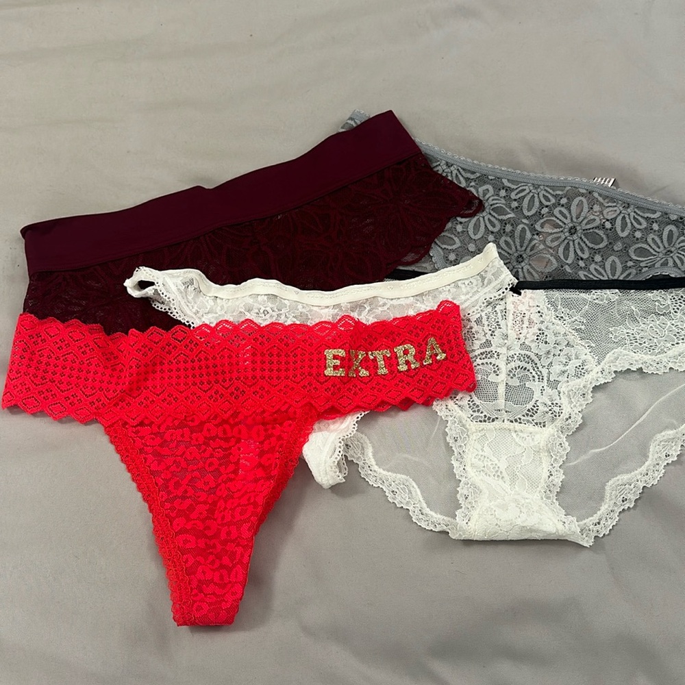 Vs Lace Bundle - image 1